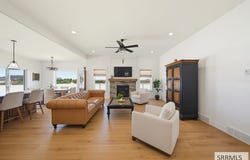 902 Jack Ln, Idaho Falls, ID 83402