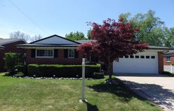 29619 Pinto Drive, Warren, MI 48093
