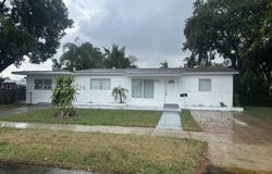 6901 Thomas St, Hollywood, FL 33024