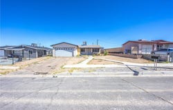 641 Chateau, Barstow, CA 92311