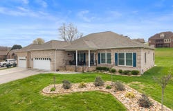 1410 River Run Circle, Sevierville, TN 37876