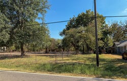 310 A E Main Street, Ladonia, TX 75449