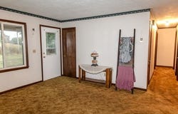 6734 N SR 7, Madison, IN 47250