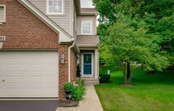 6061 Delaney Drive, Hoffman Estates, IL 60192