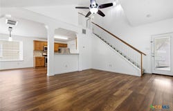 244 Sampson, Kyle, TX 78640