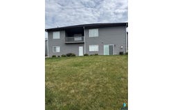 1013 N Danielle Dr, Sioux Falls, SD 57103