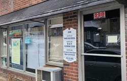 228 LONG LN, UPPER DARBY, PA 19082
