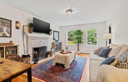 2 Ture Lane, Holbrook, MA 02343