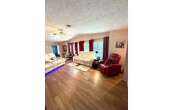 142 E Hampton Dr, Auburndale, FL 33823
