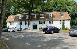 391 Main Street, Deep River, CT 06417