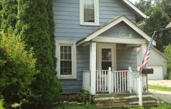 902 E Elm Street, Monroe, MI 48162