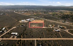 Calle Cuervo, Taos, NM 87571