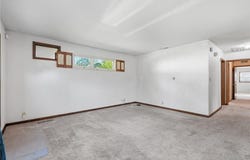 1360 Starry Drive, Marion, IA 52302