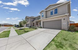 142 Goosewinged Dr, Kyle, TX 78640