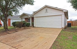 232 Brickyard Ln, Jarrell, TX 76537