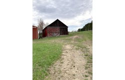 6853 N 7 Rd, Mesick, MI 49668