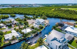 1765 Harbor Ln, NAPLES, FL 34104