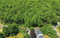 Mammoth Road, Pelham, NH 03076