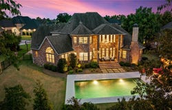 17 Nottingham Lane, Rogers, AR 72758