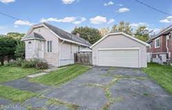 32 Lark Street, Cohoes, NY 12047