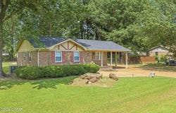 71 Tracy Street, Bells, TN 38006