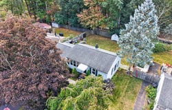 17 Richards Drive, Albany, NY 12205