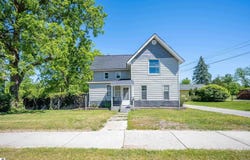 329 Ely Street, Alma, MI 48801