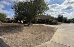 110 S Frank, Del Rio, TX 78840