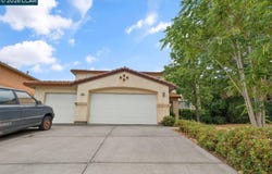 1816 Crown Peak Way, Antioch, CA 94531