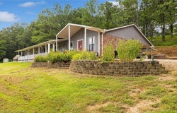 1357 Square Rock RD, Waldron, AR 72958
