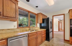11785 Arbor Glen Drive, Chardon, OH 44024