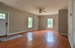 207 Oaklawn Ave, Fayette, MO 65248