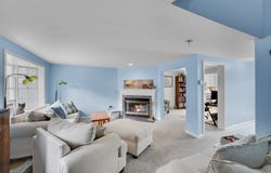 5 Mayberry Dr, Westborough, MA 01581
