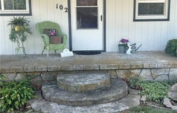 102 Broadway Street, Exeter, MO 65647
