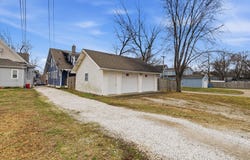 1447 N Broadway Avenue, Springfield, MO 65802