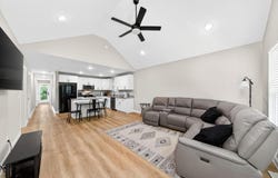 207 Lincoln St, Smithville, TN 37166