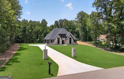187 Trilium Trail, Pendergrass, GA 30567