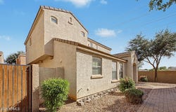 2869 E BART Street, Gilbert, AZ 85295