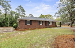1260 Pinecrest Drive, Lugoff, SC 29078
