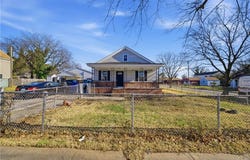 2300 Courtney Avenue, Norfolk, VA 23504