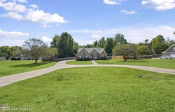 6271 Skyler Road, Walls, MS 38680