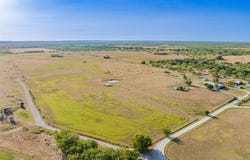 Lively Lane, Graham, TX 76450