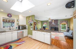 21 E Mountain Road S, Cold Spring, NY 10516