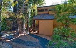 40744 Oakwoods Lane, Shaver Lake, CA 93664