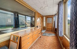 327 Bank Street, Ishpeming, MI 49849