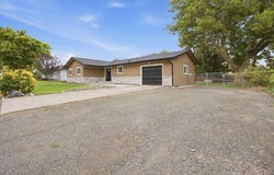 313 N Road 35, Pasco, WA 99301