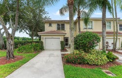 9650 Lago Drive, Boynton Beach, FL 33472