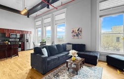 211 W 2nd St, Pueblo, CO 81003
