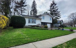 43 Forest Drive, Jericho, NY 11753