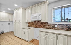 13901 Spinning, Gardena, CA 90249